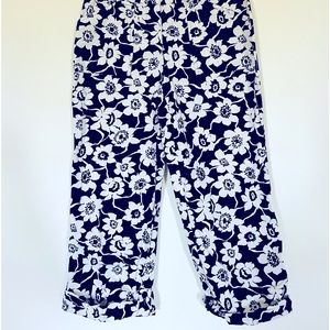 EUC Jones New York Sport Capri size 4 Smoke Free Home!